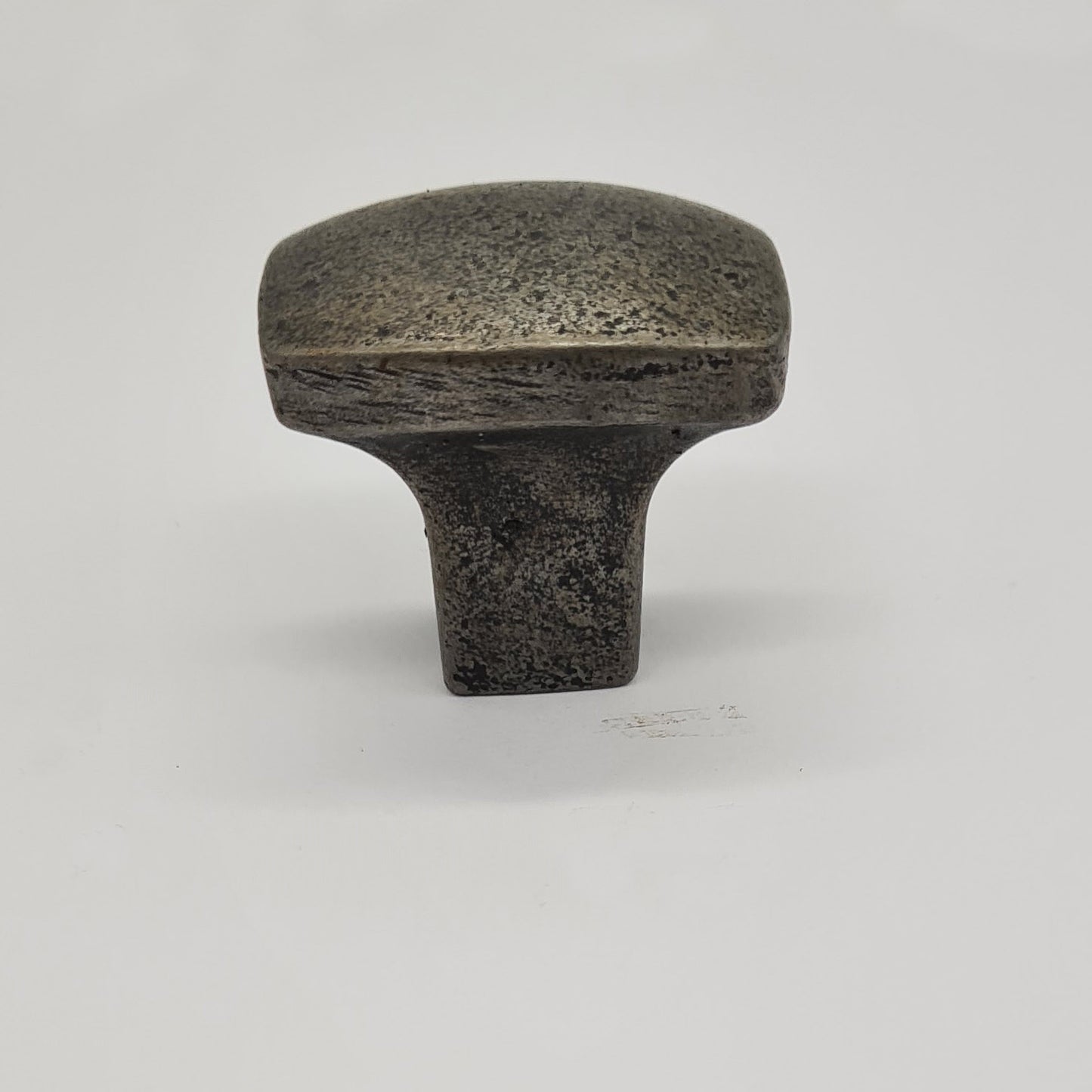 Knob BURNETT Square Antique Iron 40mm