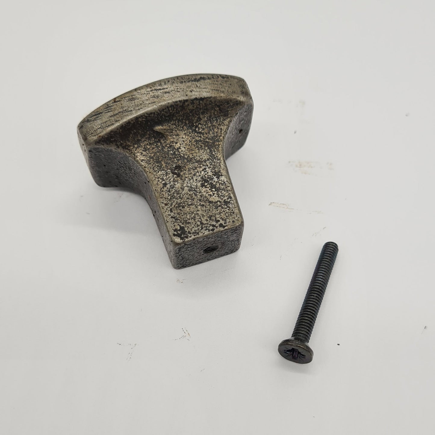 Knob BURNETT Square Antique Iron 40mm
