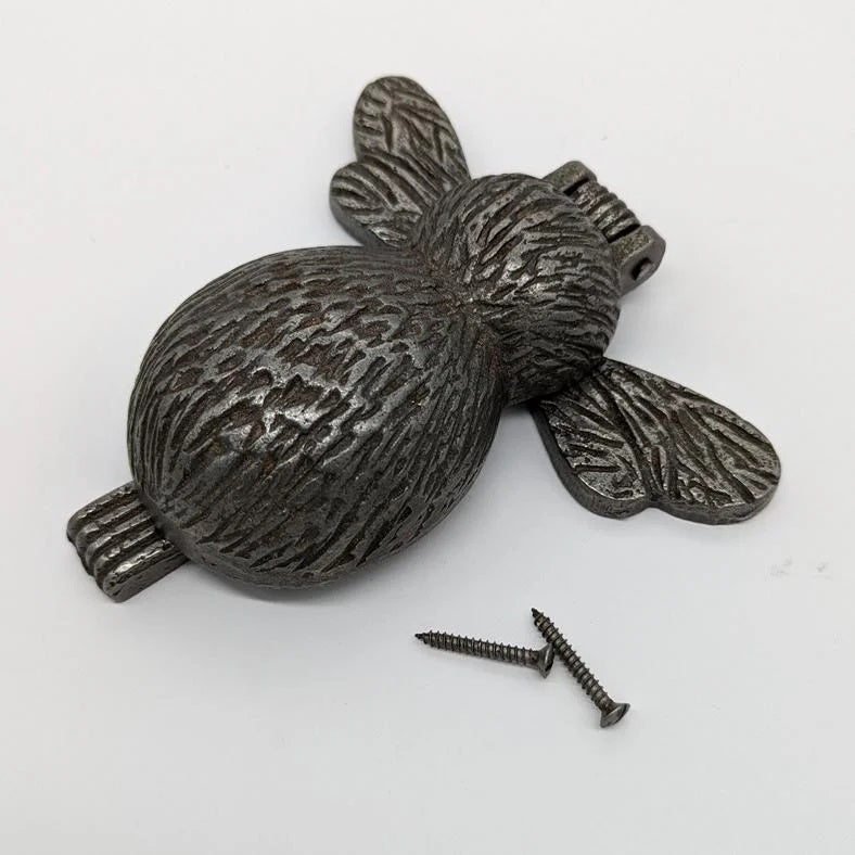 BEE Design Cast Antique Iron Door Knocker