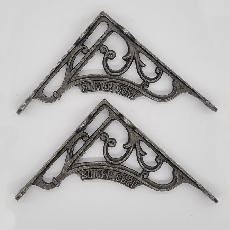 Pair of Shelf Brackets Antique Style Cast Iron SINGER CORP 180 x 200