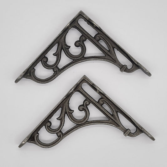 Pair of Shelf Brackets Antique Style Cast Iron HERITAGE 180 x 200