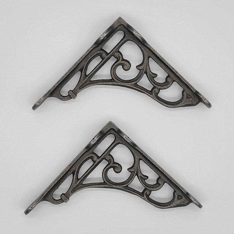 Pair of Shelf Brackets Antique Style Cast Iron HERITAGE 125 x 125